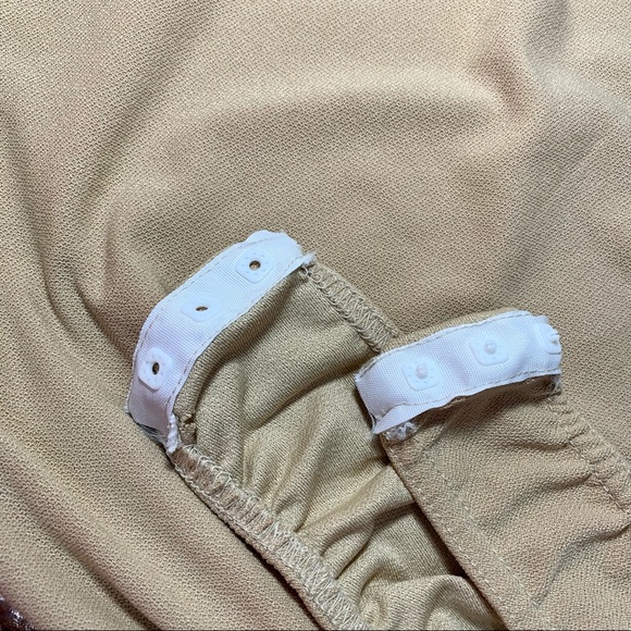 🆕 PrettyLittleThing Tan Bodysuit - Picture 9 of 9